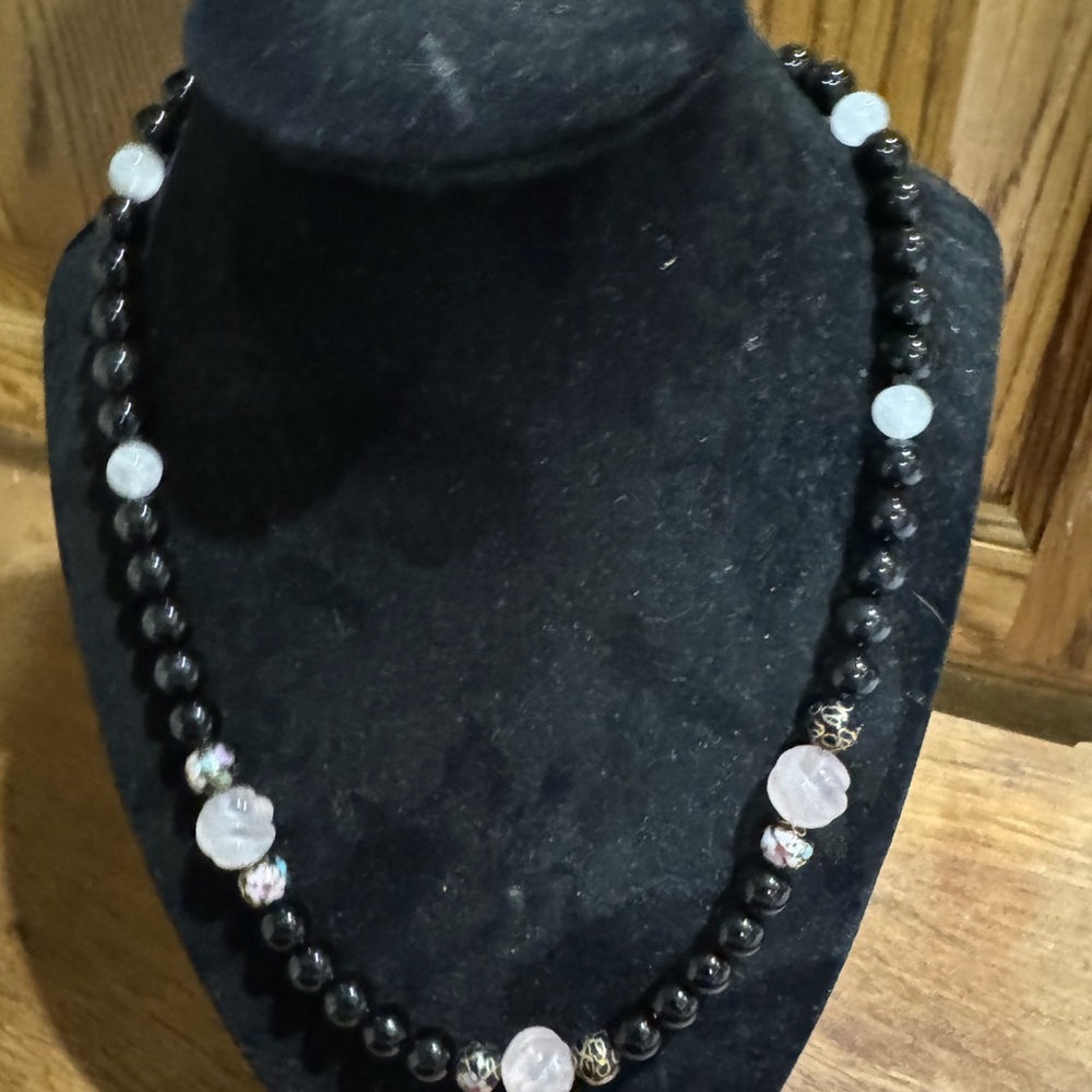 Vtg Black Tourmaline Beaded Necklace with Pink Carved Jade and Cloisonné Beads